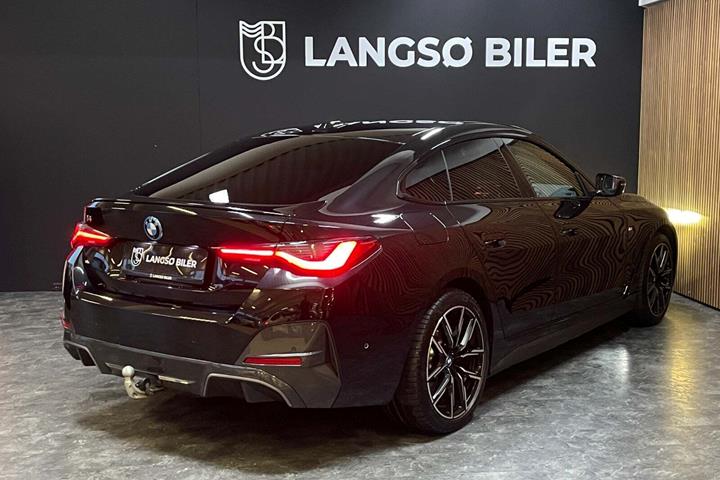 Sort BMW i4 fra 2023