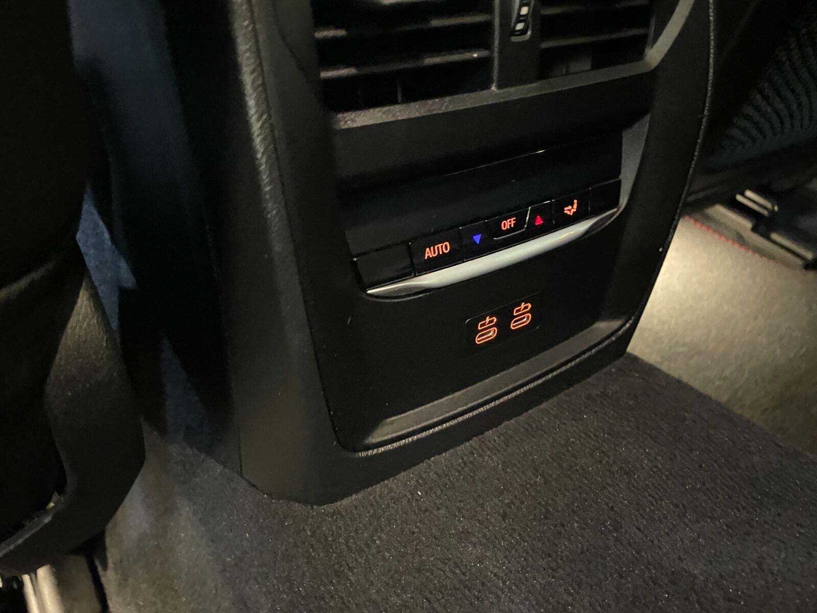 Sort BMW i4 fra 2023