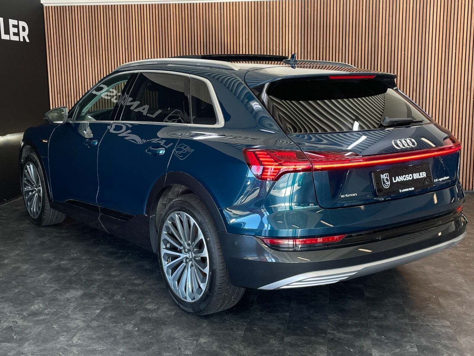 undefined Audi e-tron fra 2019