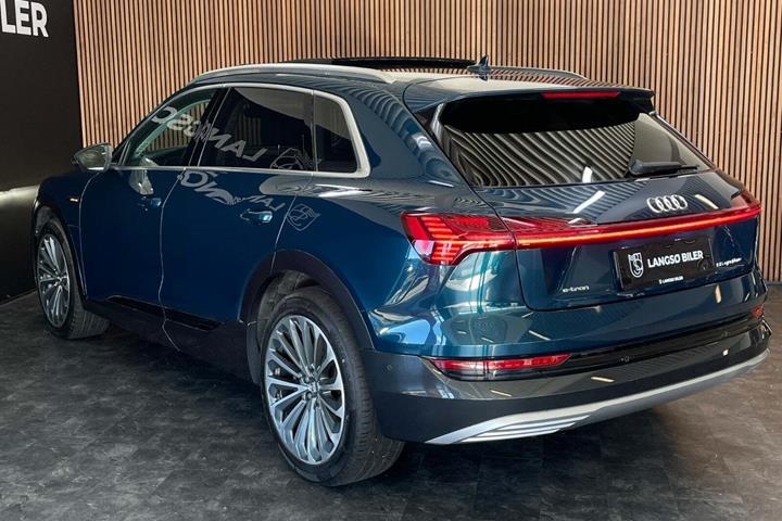 undefined Audi e-tron fra 2019