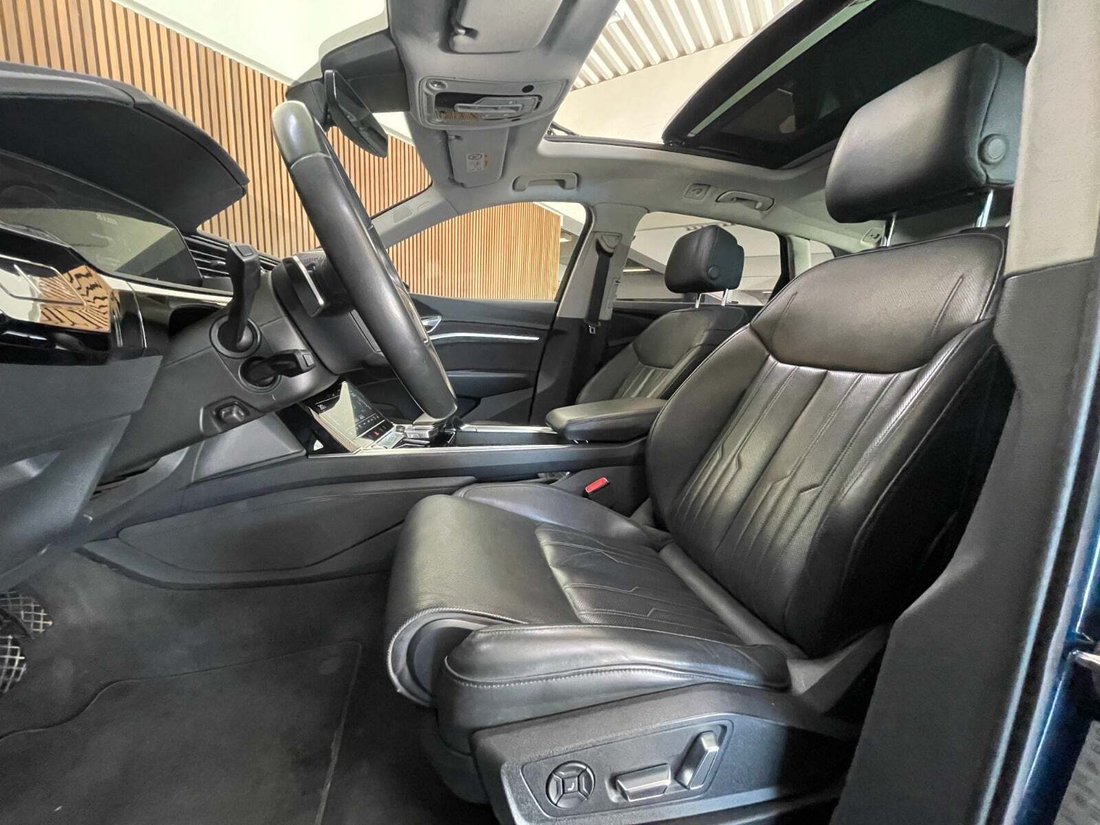 Audi e-tron 55 Advanced Prestige quattro