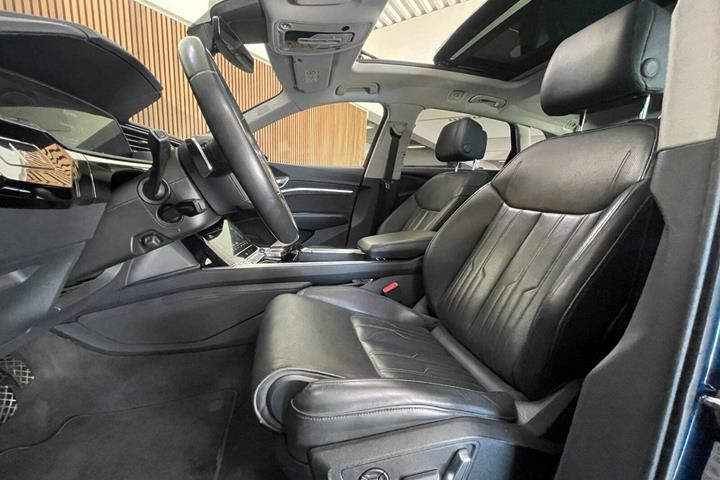 undefined Audi e-tron fra 2019