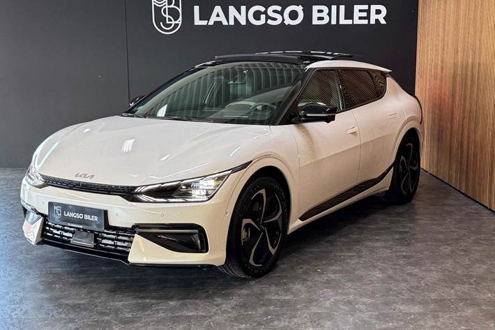 Hvid Kia EV6 fra 2023 set udefra