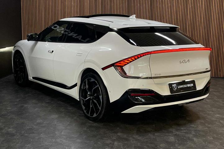 Hvid Kia EV6 fra 2021