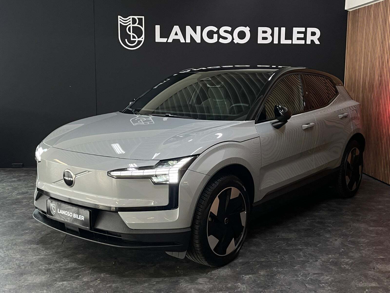 Volvo EX30 Extended Range Plus