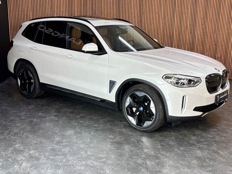 BMW iX3 Charged Plus