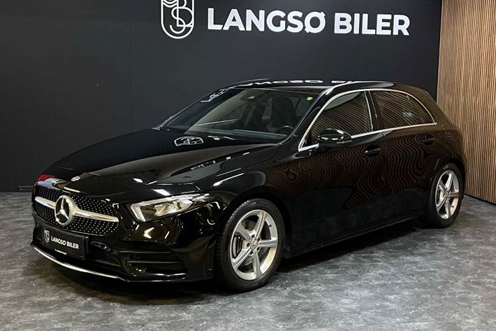 Sort Mercedes A200 d fra 2020 set udefra
