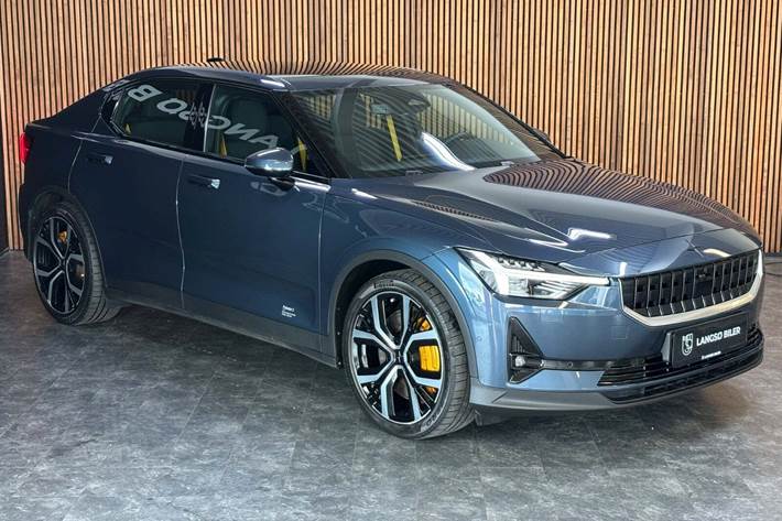 Blå Polestar 2 fra 2021