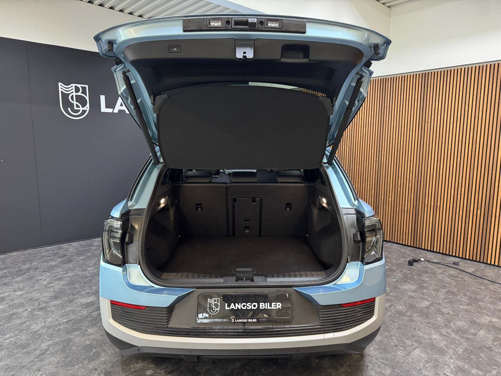 Ford Explorer 79 Select Extended Range AWD