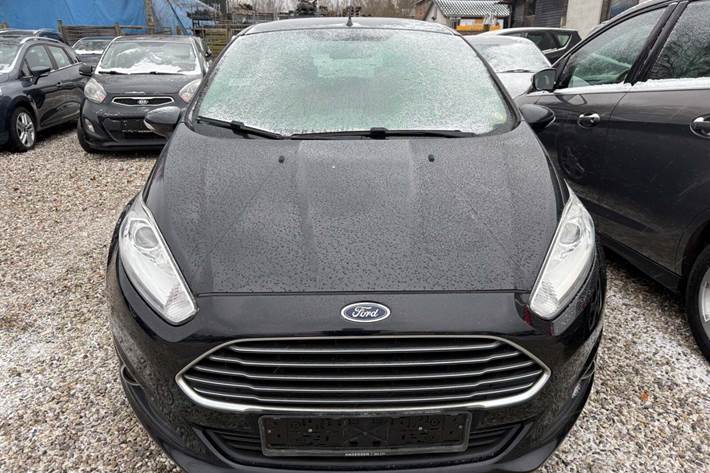 Sort Ford Fiesta fra 2014