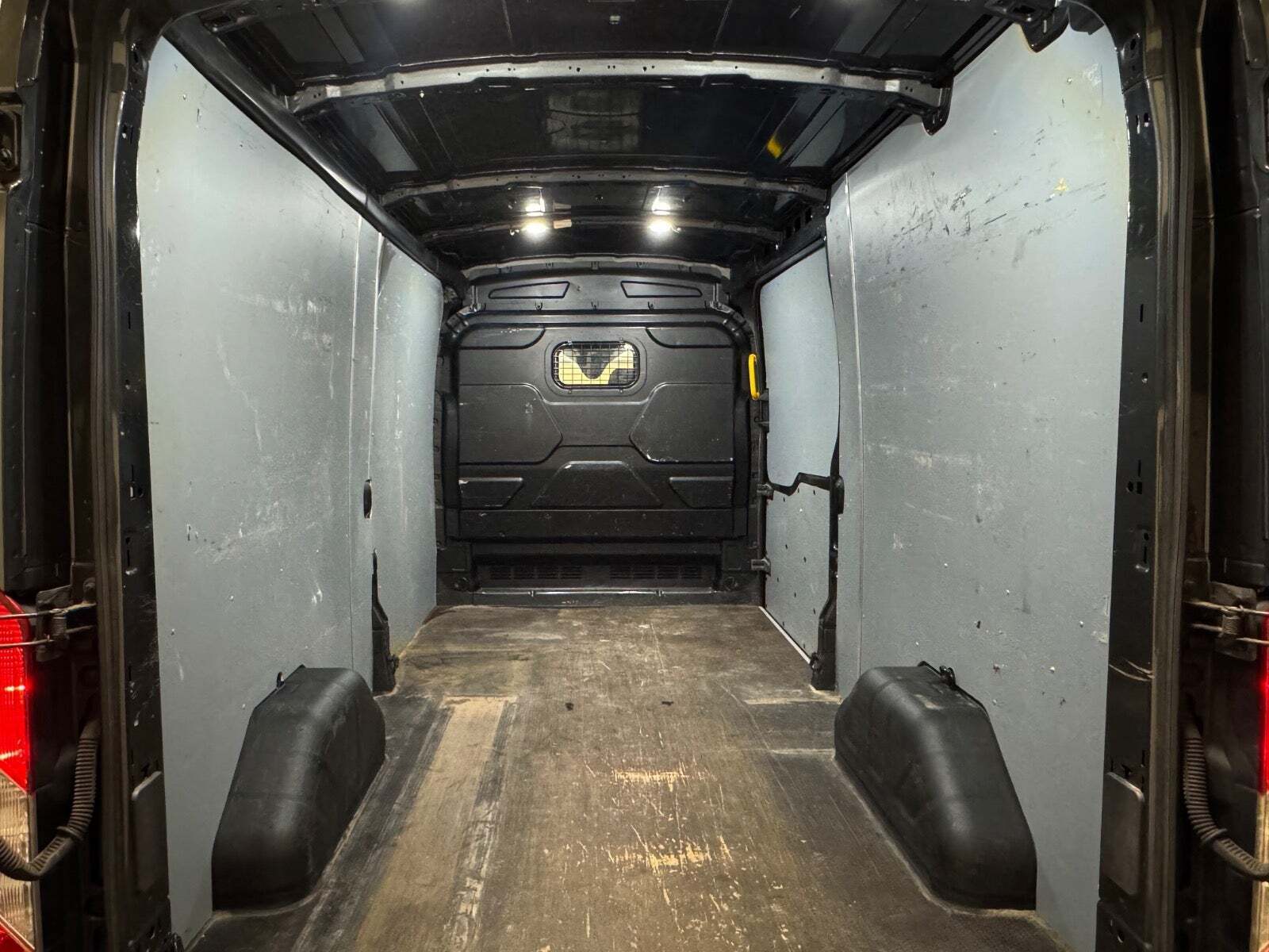 Ford Transit 350 L2 Van 2,0 TDCi 170 Trend H2 FWD