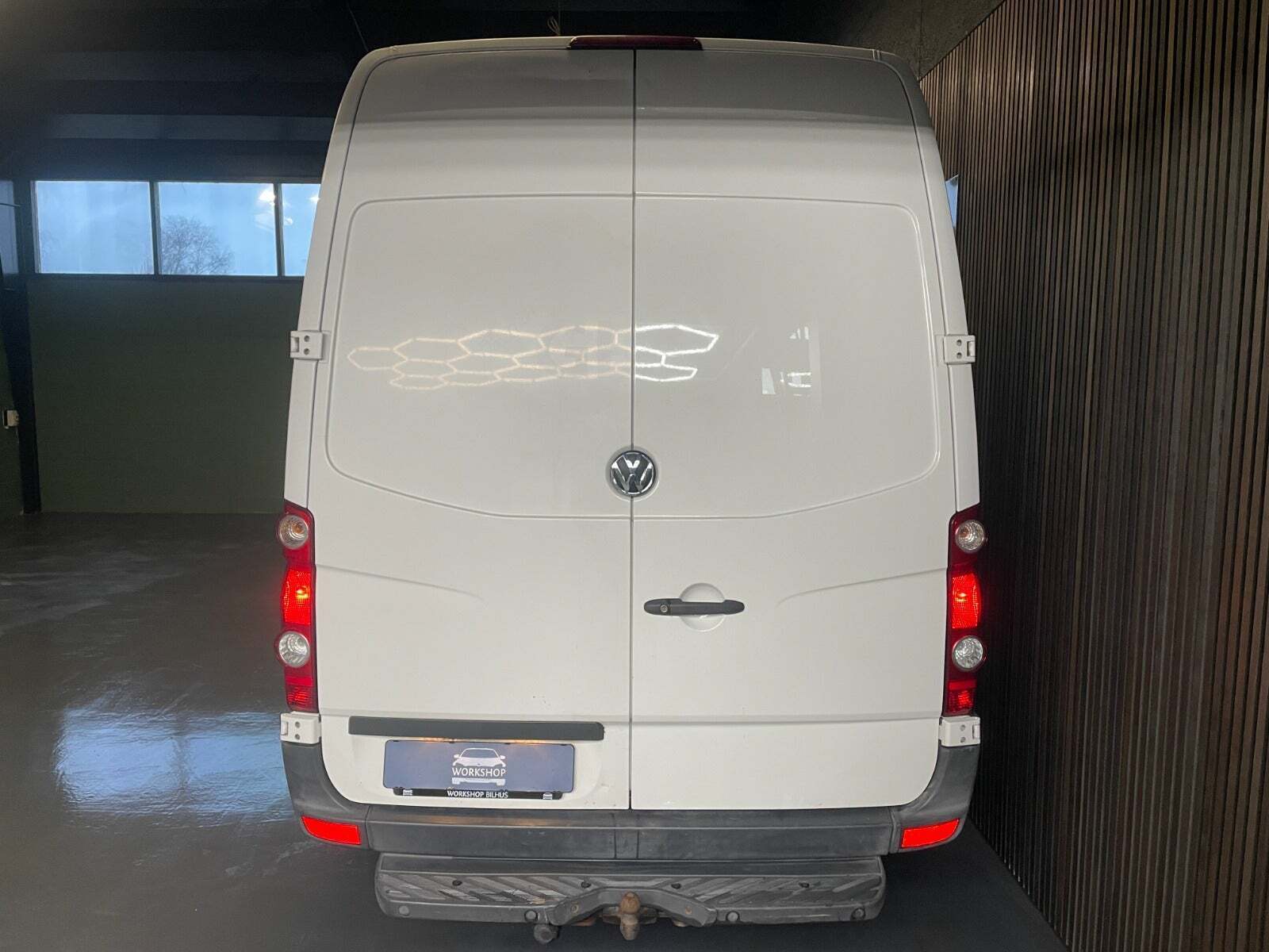 VW Crafter 2,0 TDi 163 Kassevogn L