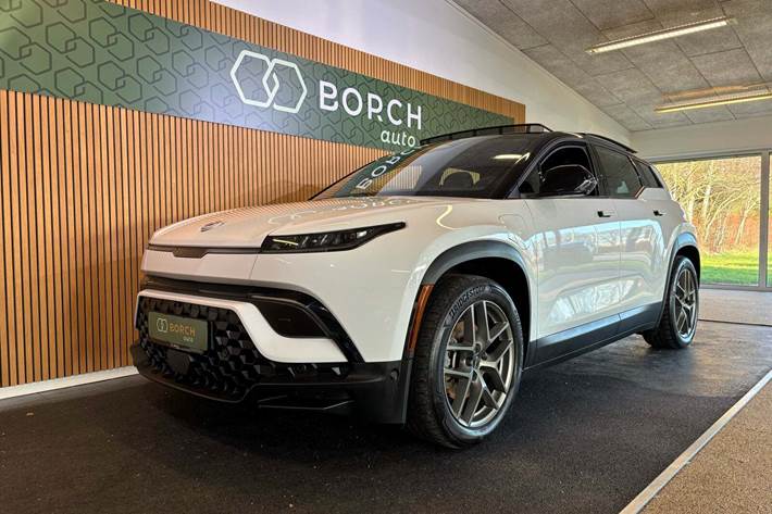 Hvid Fisker Ocean fra 2023 set udefra