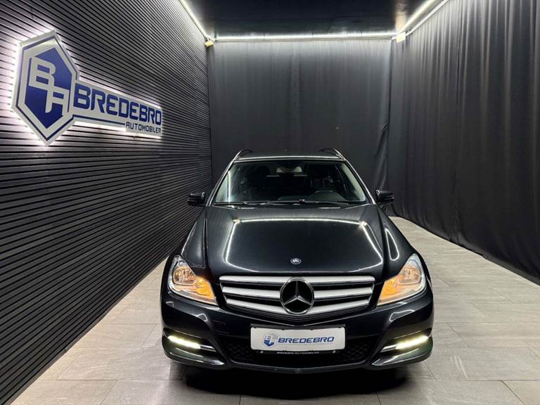 Mercedes C220 2,2 CDi AMG Line stc. aut.