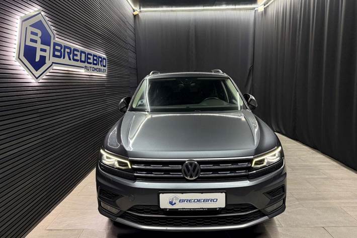 Grå VW Tiguan Allspace fra 2019