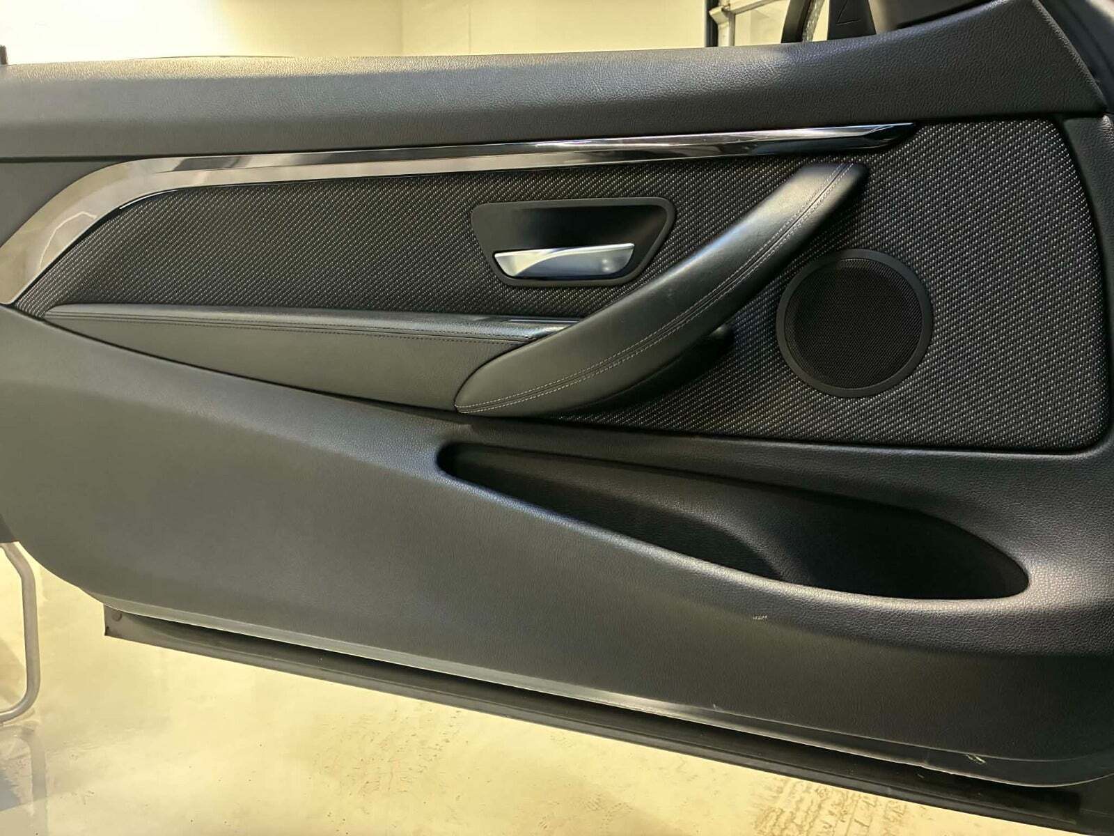 Grå BMW M4 fra 2014