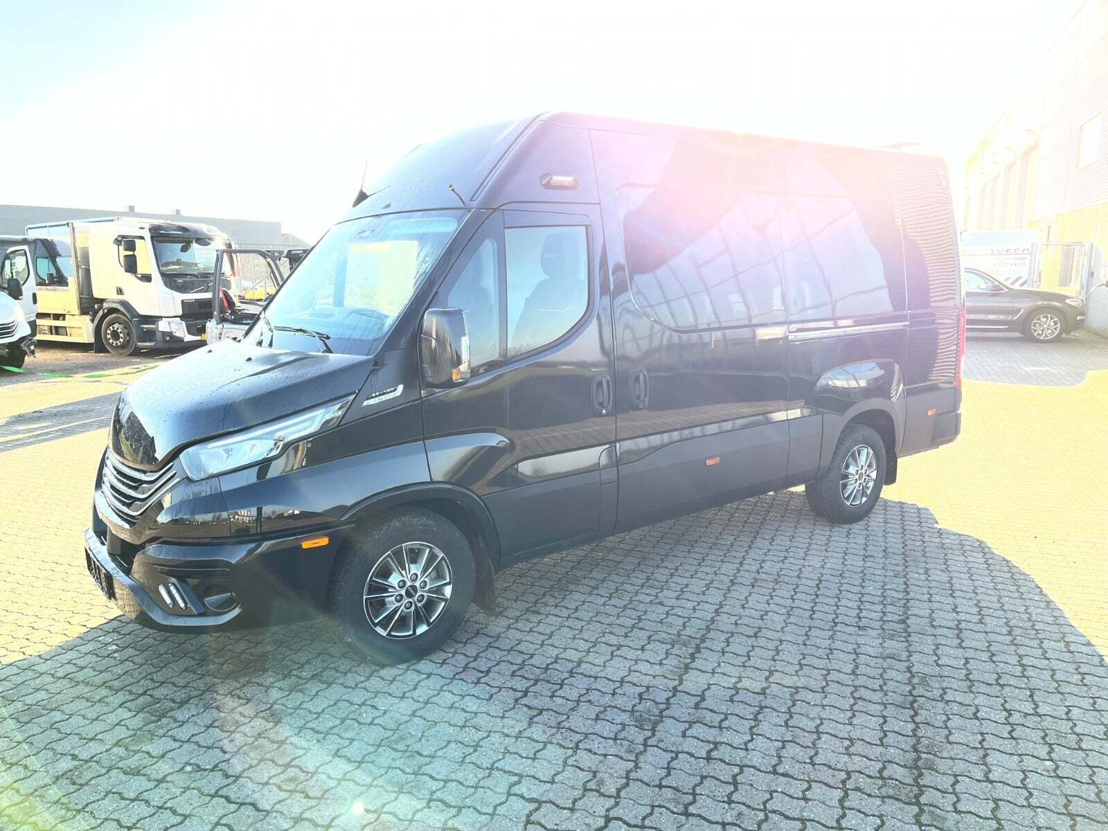 Iveco Daily 3,0 35S18 12m³ Van AG8