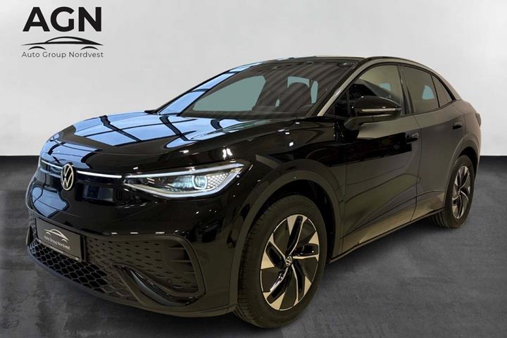 Sort VW ID.5 fra 2026 set udefra