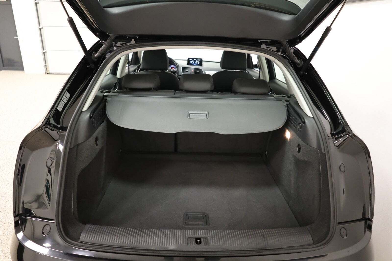 Sort Audi Q3 fra 2018