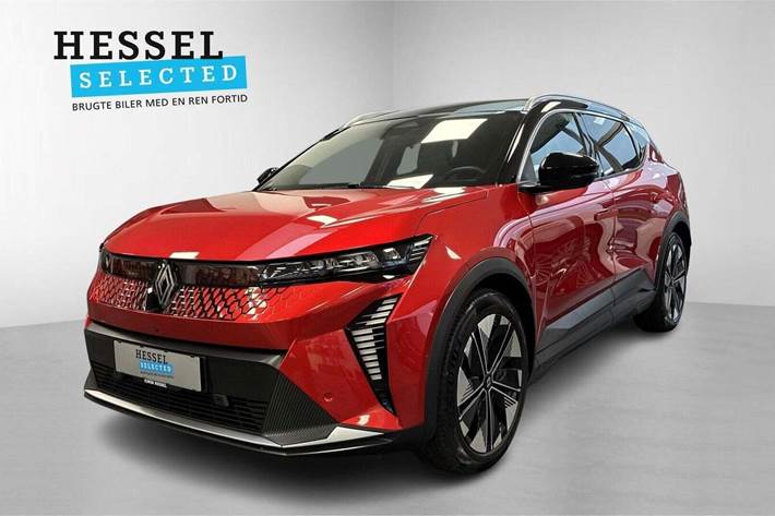 Rød Renault Scenic E-Tech fra 2024 set udefra