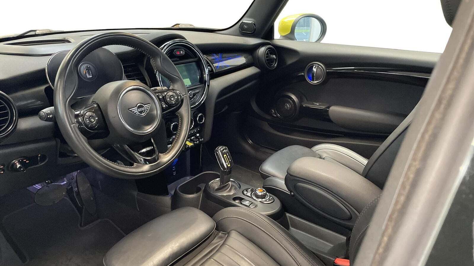 Mini Cooper SE Maximise