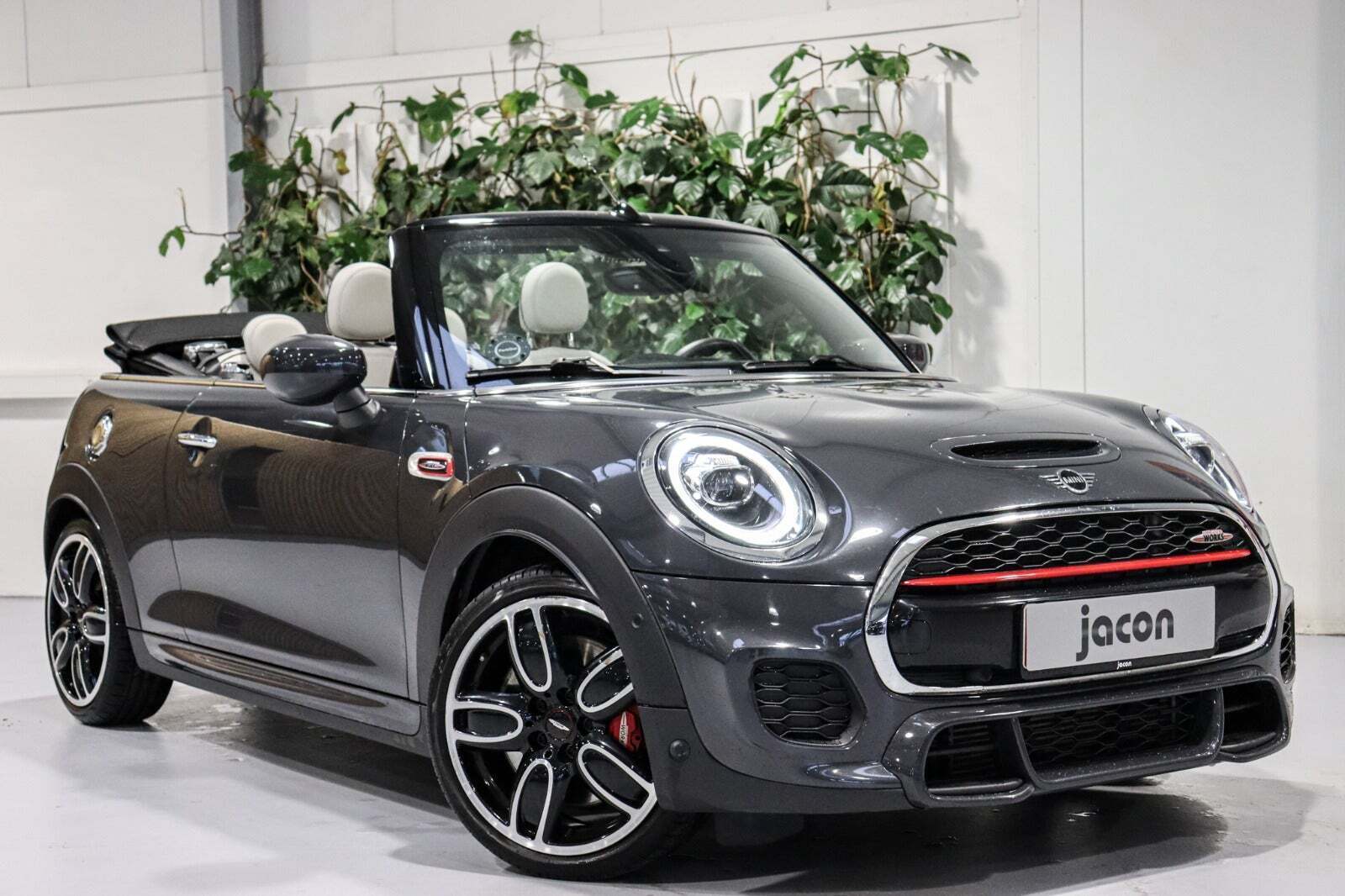 Mini Cooper S 2,0 JC Works Cabriolet aut.