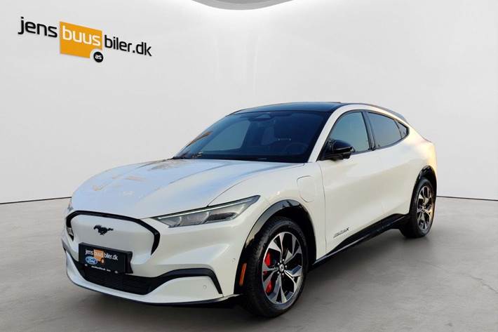 Hvid Ford Mustang Mach-E fra 2024