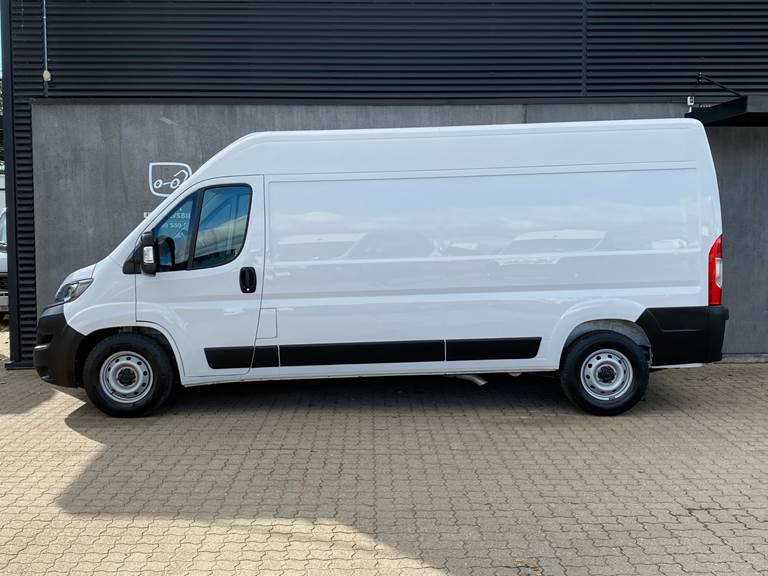 Fiat Ducato 2,2 35 L3H2 MJT Professional Plus 140HK Van 9g Aut.