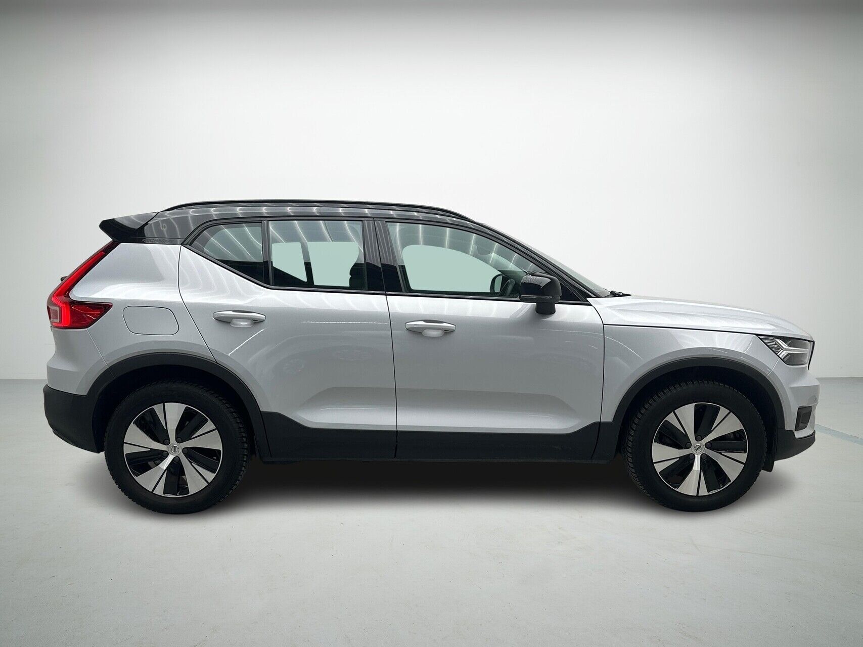Volvo XC40 1,5 T4 Recharge  Plugin-hybrid R-design 211HK 5d 7g Aut.
