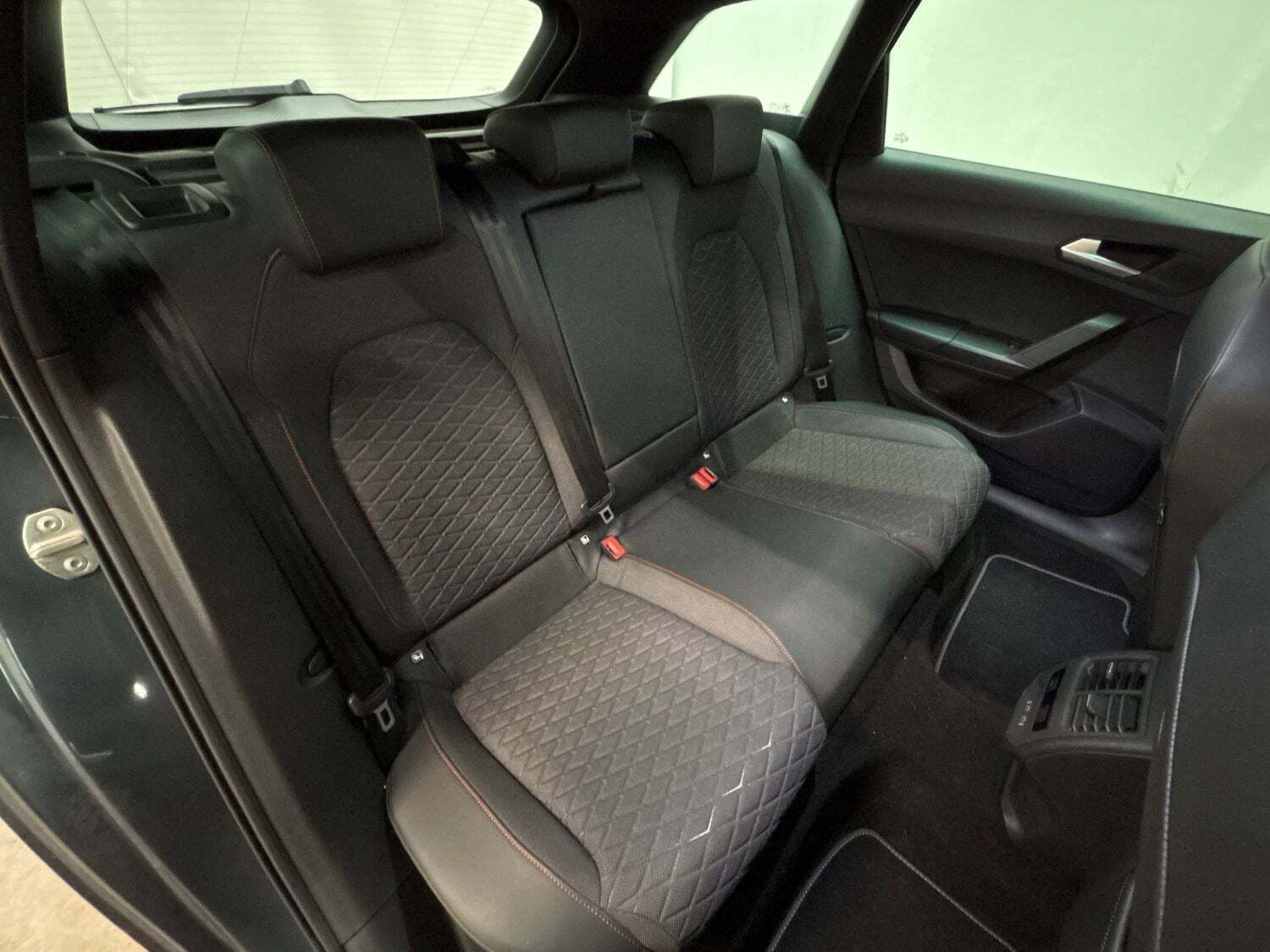 Seat Leon 1,4 eHybrid FR Sportstourer DSG