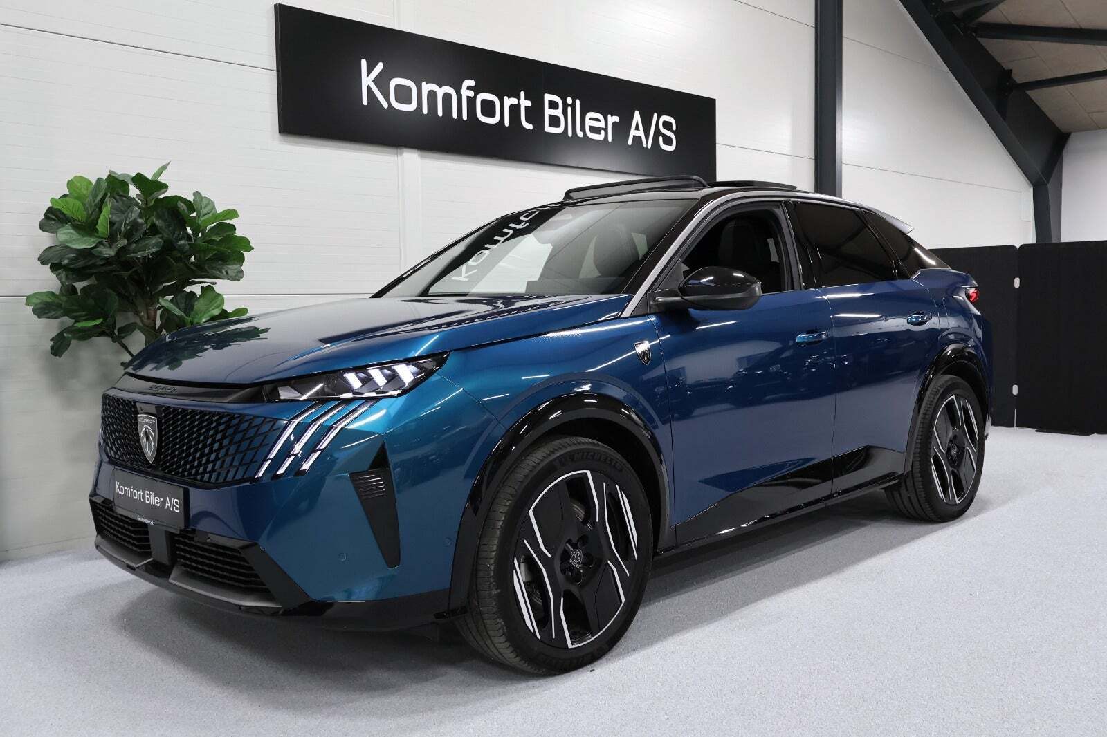 Peugeot e-3008 77 GT