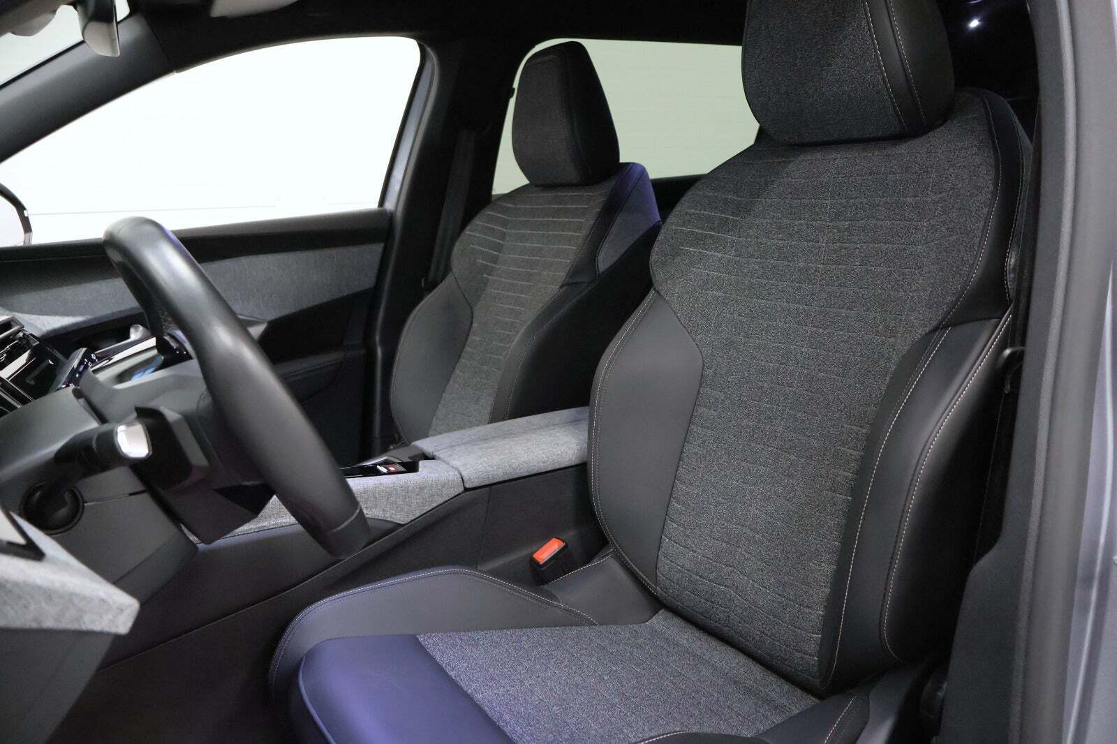 Peugeot e-5008 77 Allure Pack 7prs