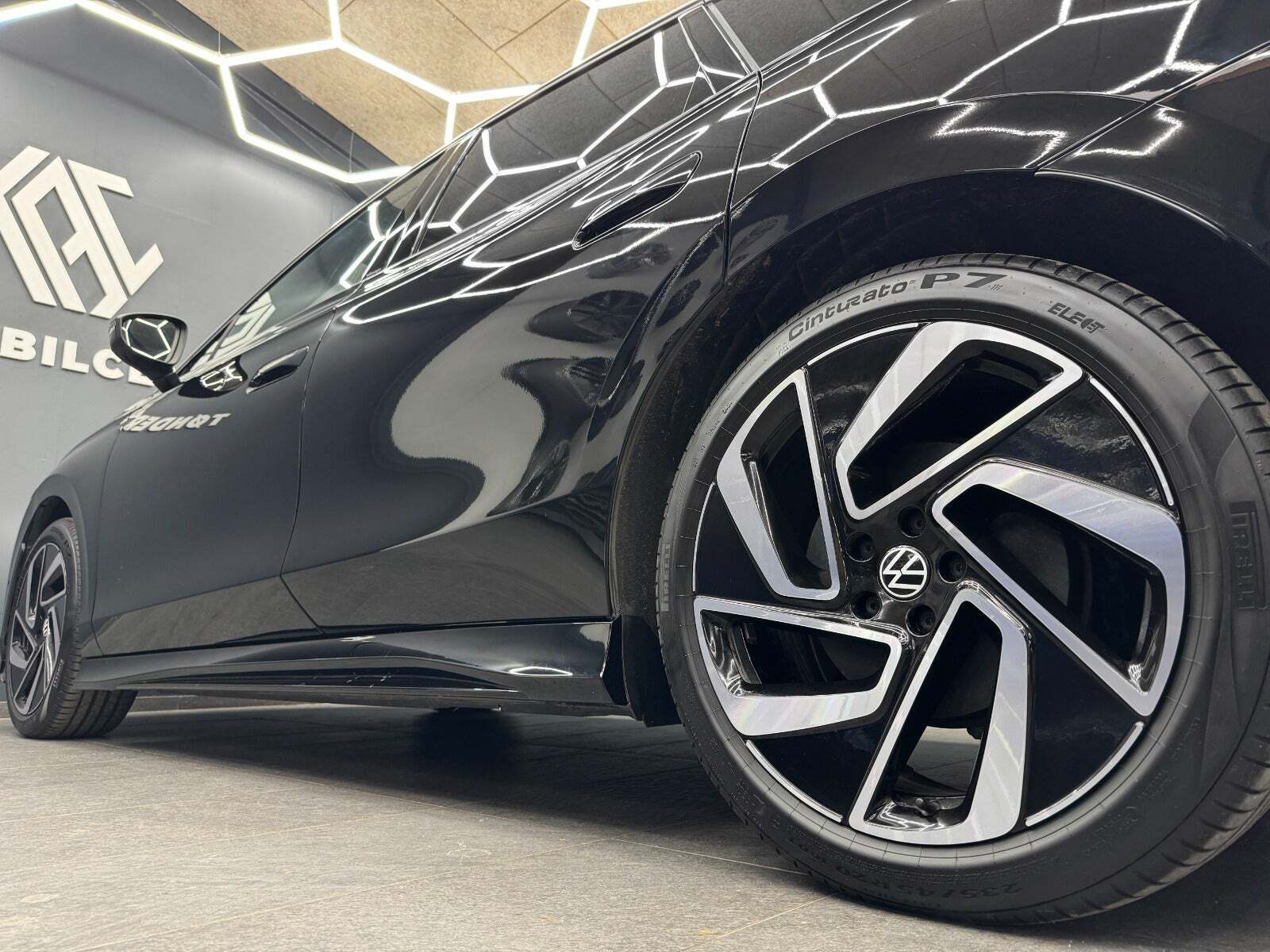 Sort VW ID.7 fra 2025