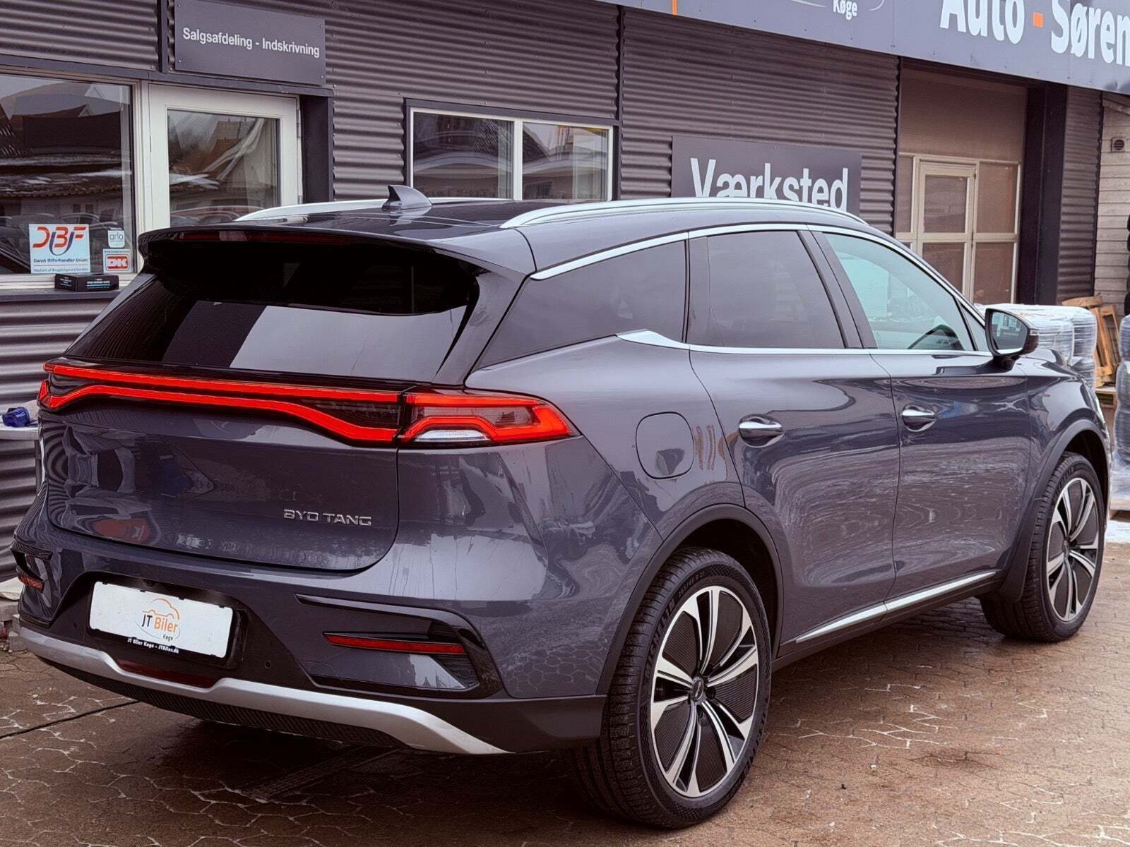 BYD Tang 109 Flagship AWD 7prs