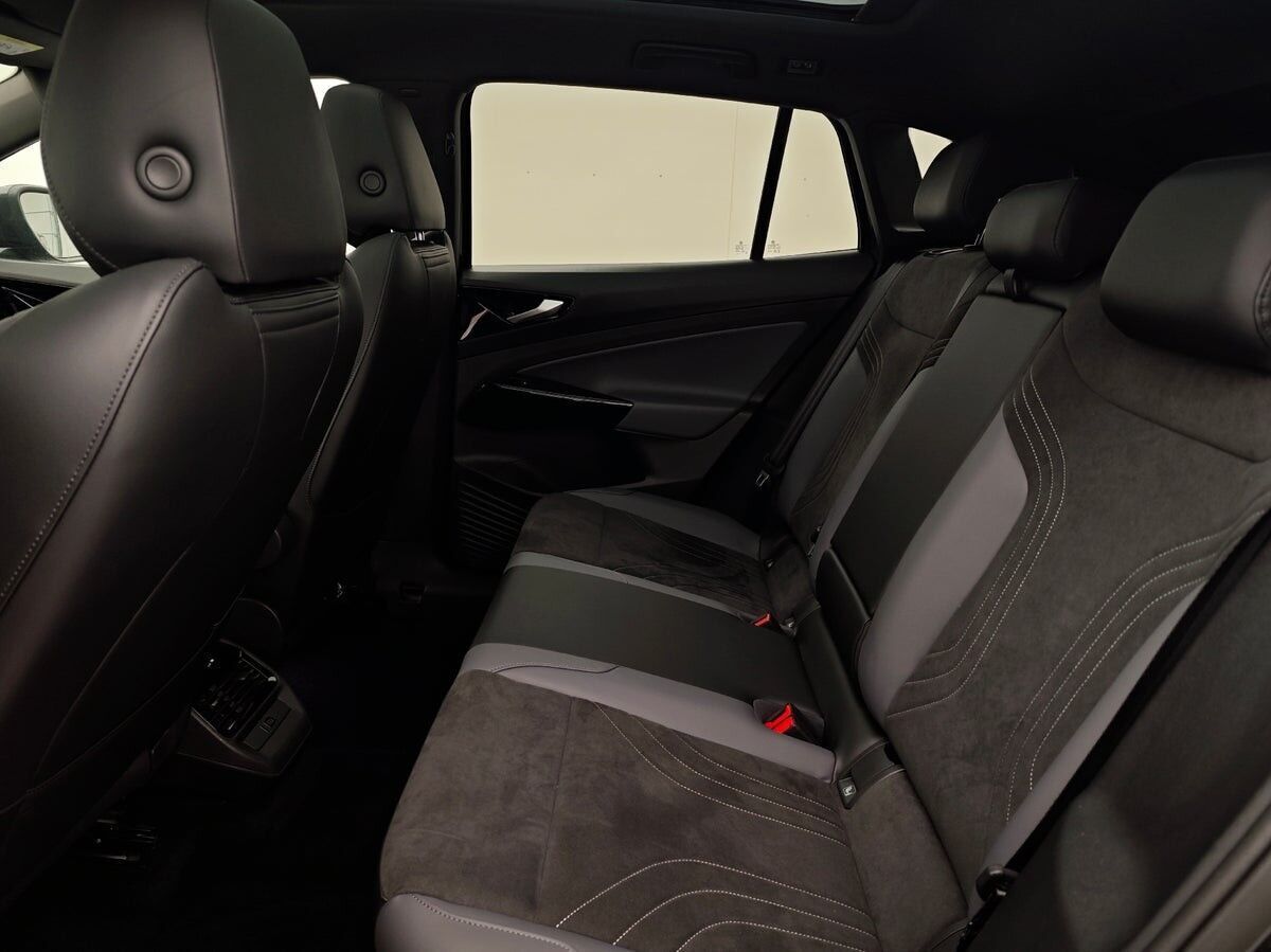 Grå VW ID.4 fra 2022