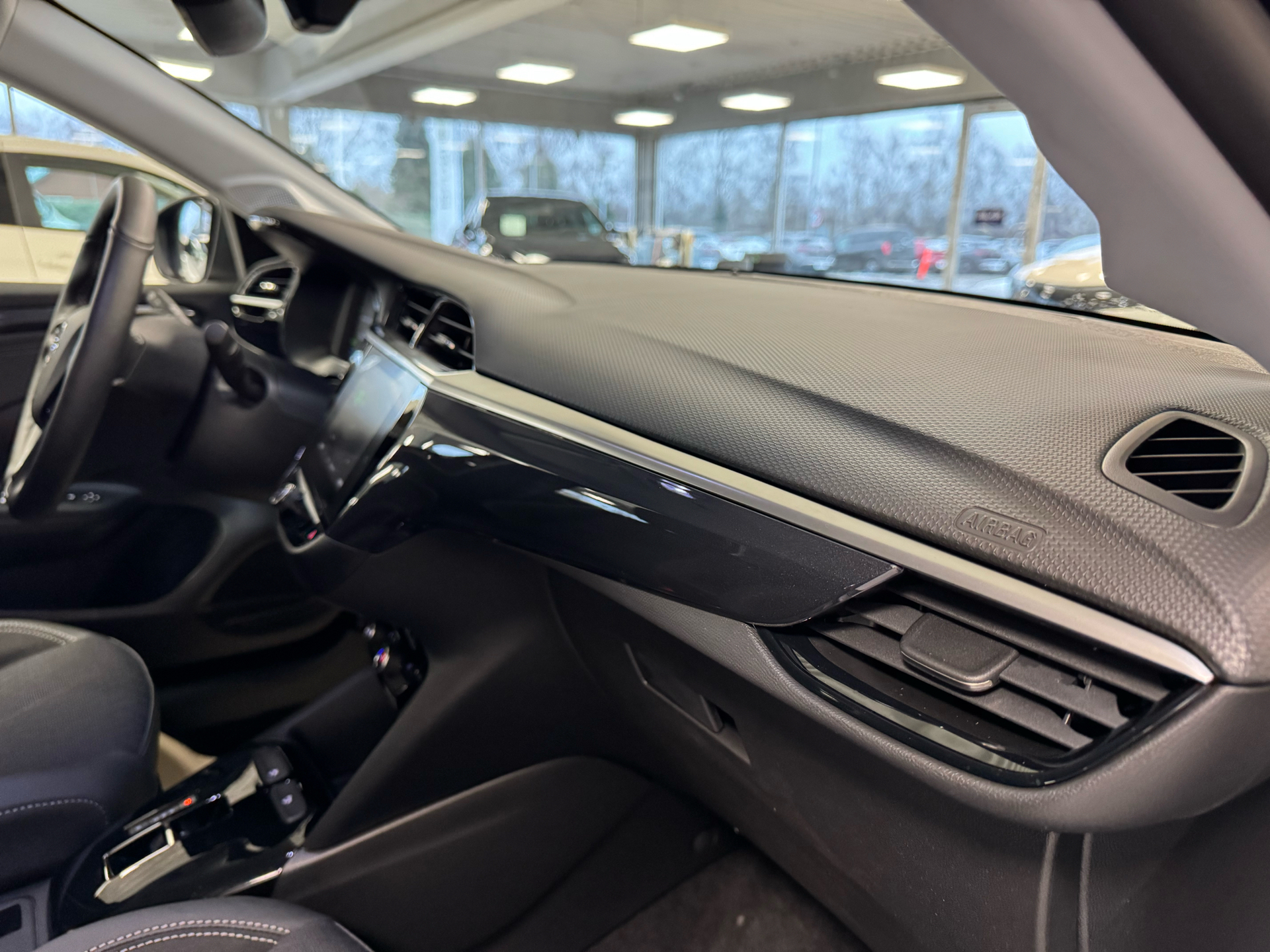 Opel Corsa-e EL Elegance 136HK 5d Aut.