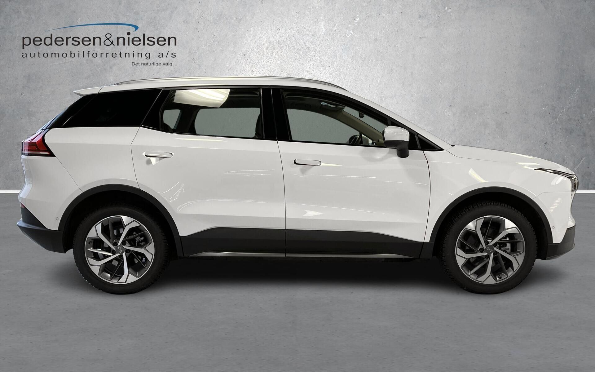 Aiways U5 EL Premium 204HK 5d Aut.