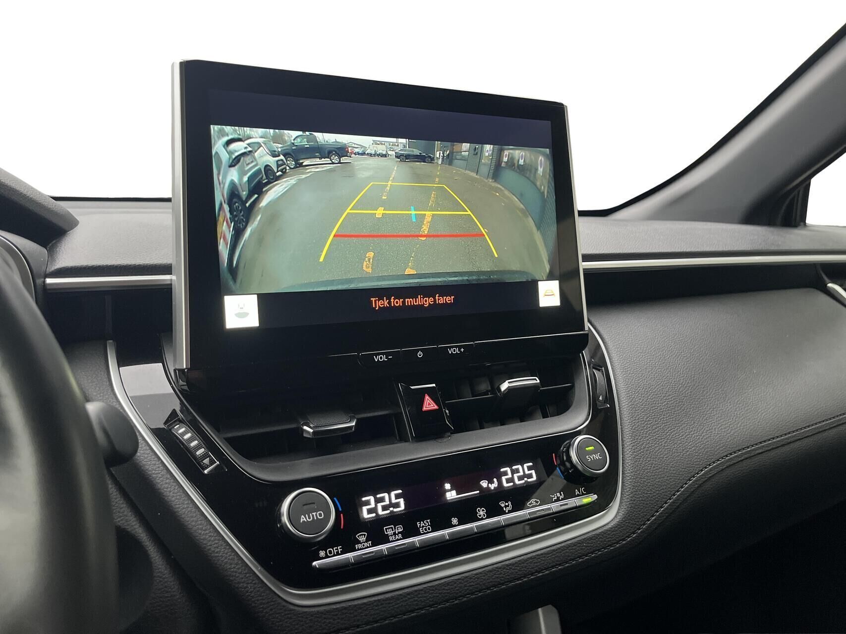 Sort Toyota Corolla Cross fra 2023