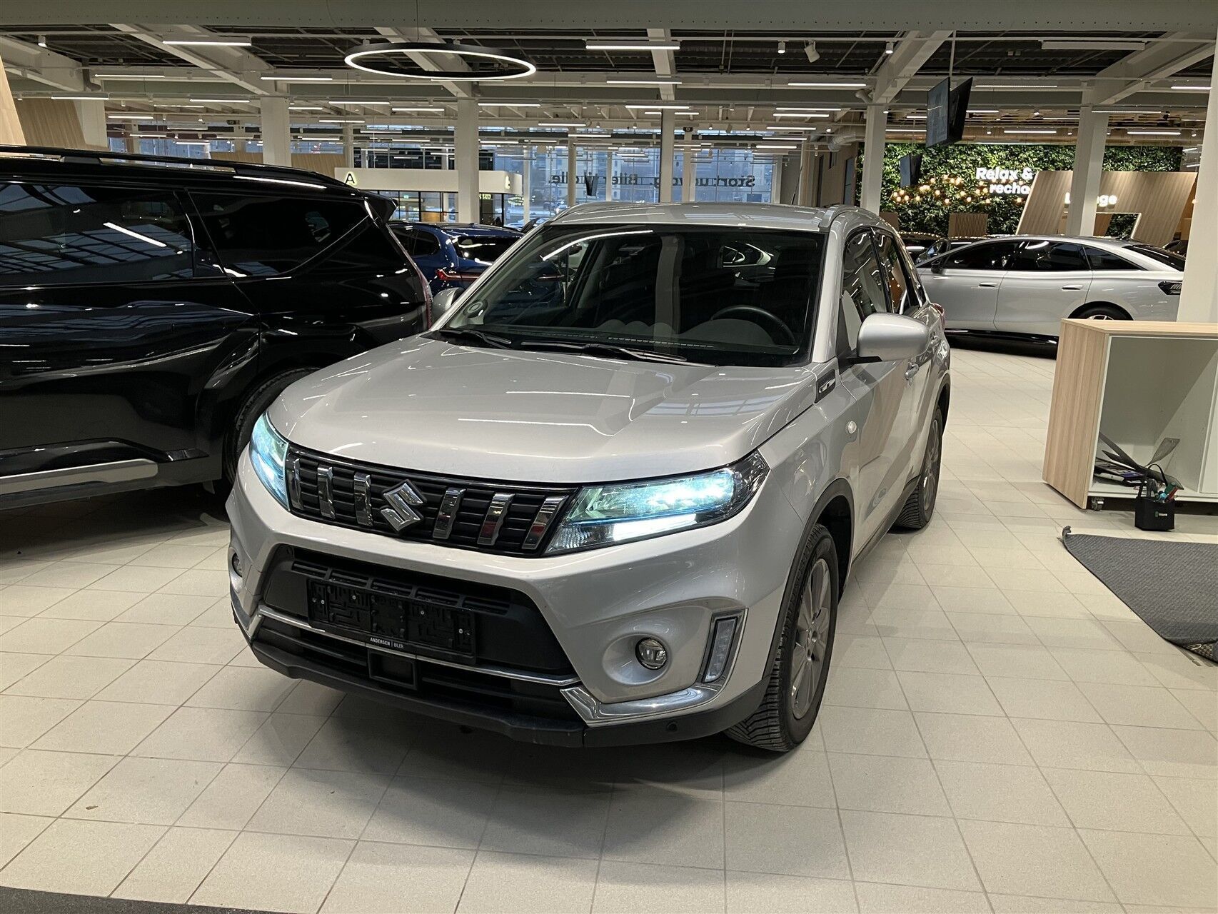 Suzuki Vitara 1,5 Hybrid Active AGS 102HK 5d 6g Aut.
