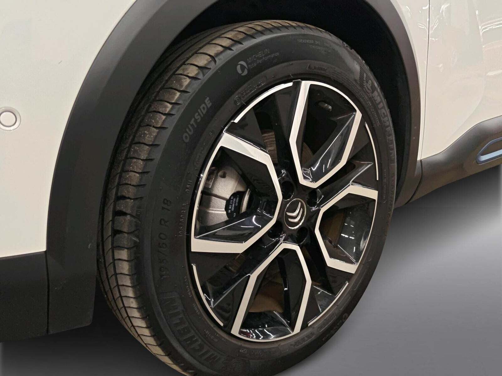 Hvid Citroën ë-C4 fra 2022