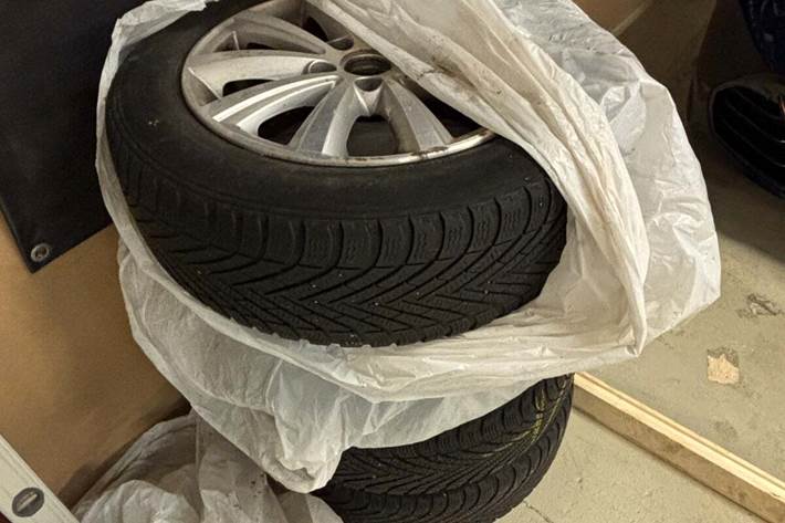 Sort VW Touran fra 2015