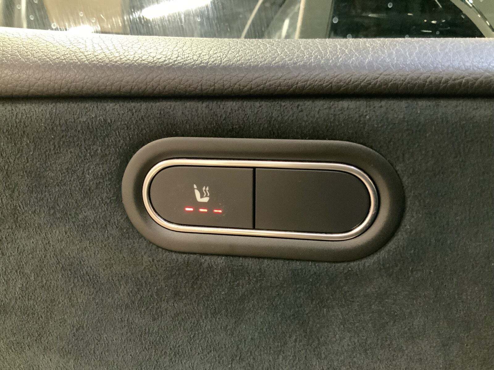 Hvid Mercedes A250 e fra 2021