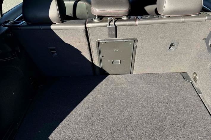 Grå VW Golf VII fra 2026