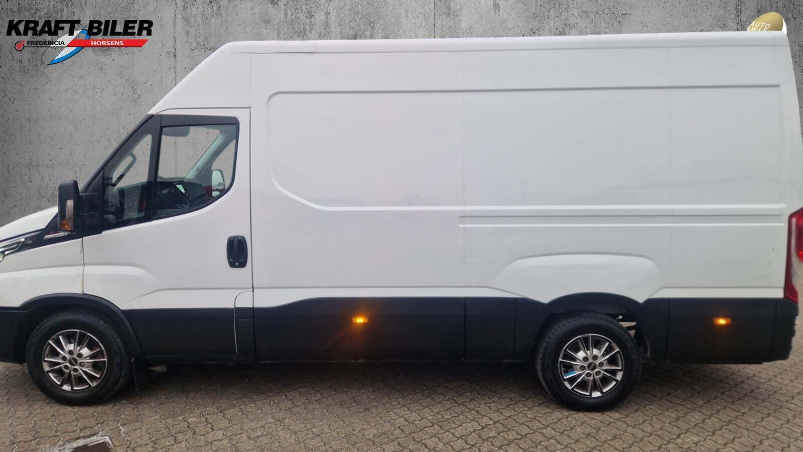 Iveco Daily 3,0 35S18 12m³ Van AG8