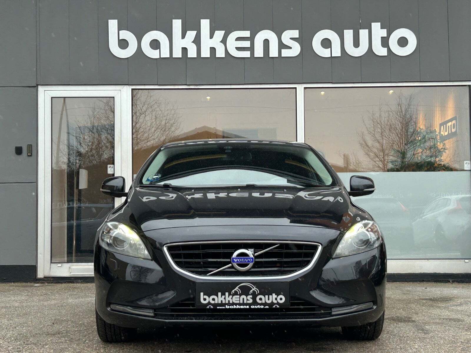 Volvo V40 1,6 D2 115 Momentum aut.