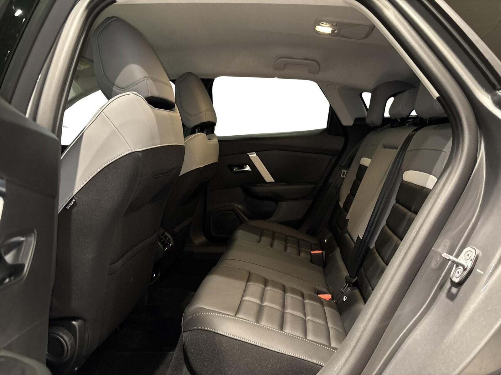 Citroën ë-C4 54 Max