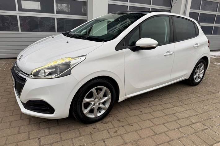 Hvid Peugeot 208 fra 2016