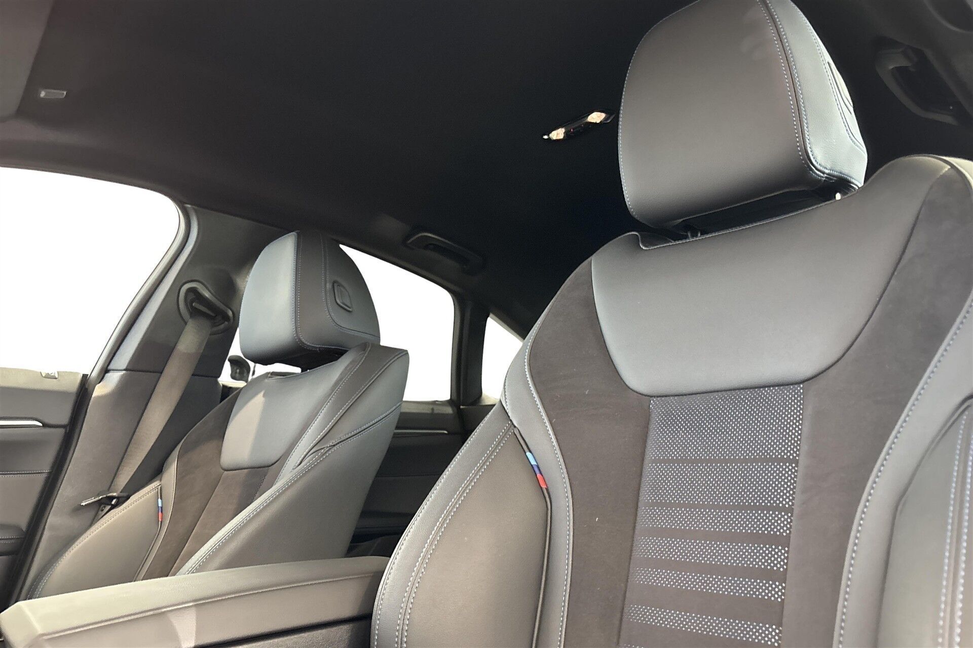 Grøn BMW i4 fra 2024