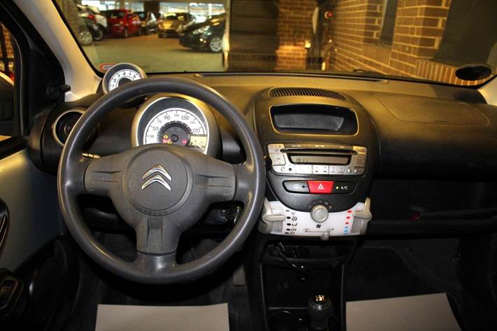 Sølv Citroën C1 fra 2012