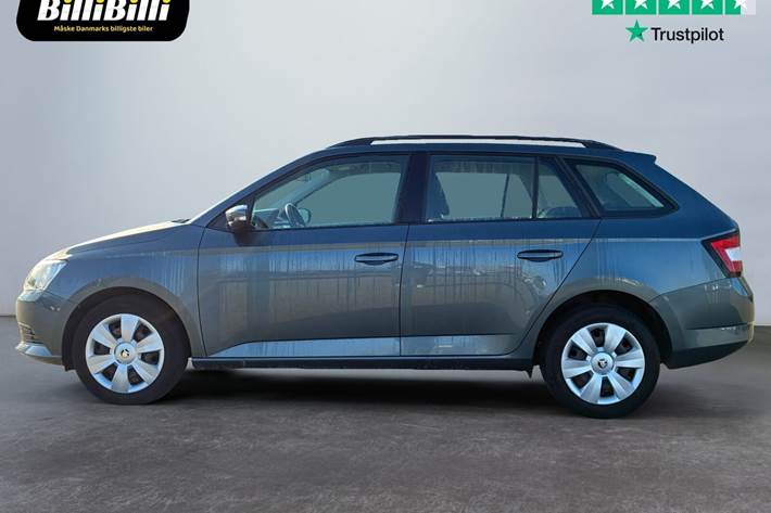 Grå Skoda Fabia fra 2016